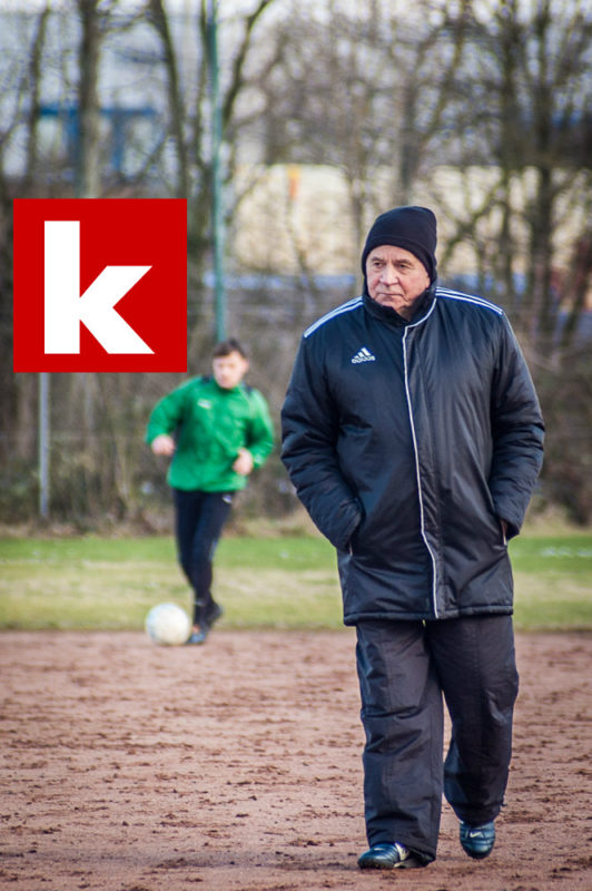 Hans-Dieter Zahnleiter Trainer MFC Phönix 02 KICKER